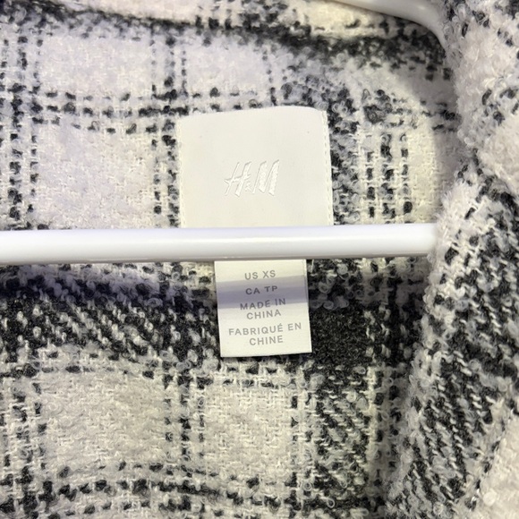 Plaid Button-Up Shirt Jacket h&m - Picture 2 of 7